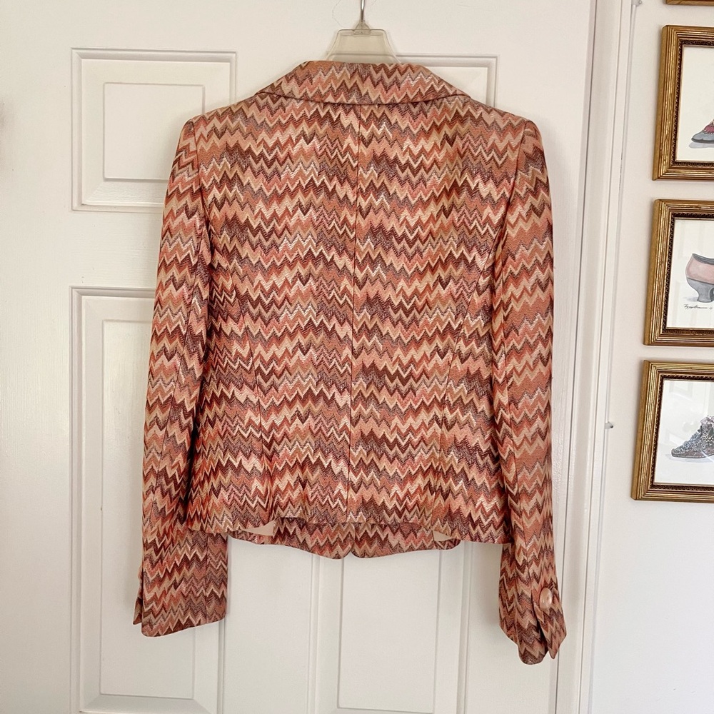 Dana Buchman Skirt Suit: Size 4 Skirt & Size 6 Blazer - Picture 4 of 9